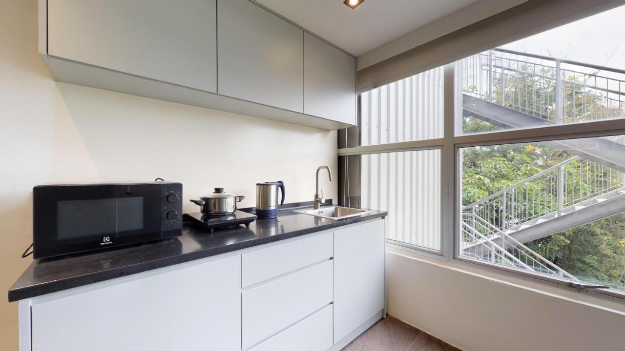 International Service Apartments At Raeburn Park Singapore Esterno foto